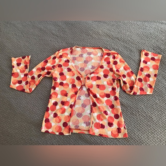 Tops - Vintage fun design long sleeved sheer top in EUC